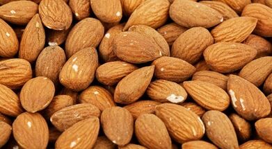 Benefits and use of almonds to men's efficiency